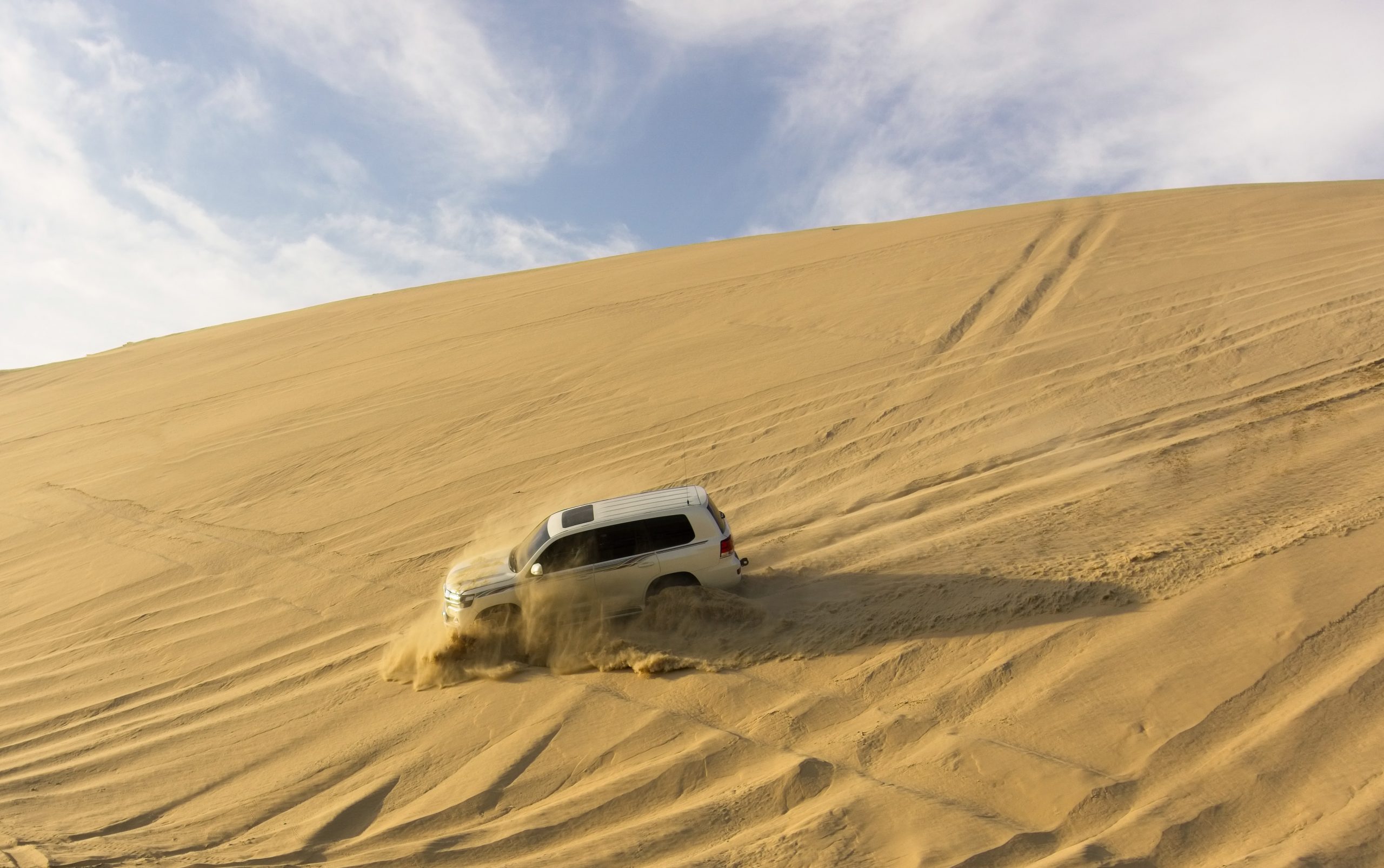 diesel performance tuning Gold Coast - SUV on sand